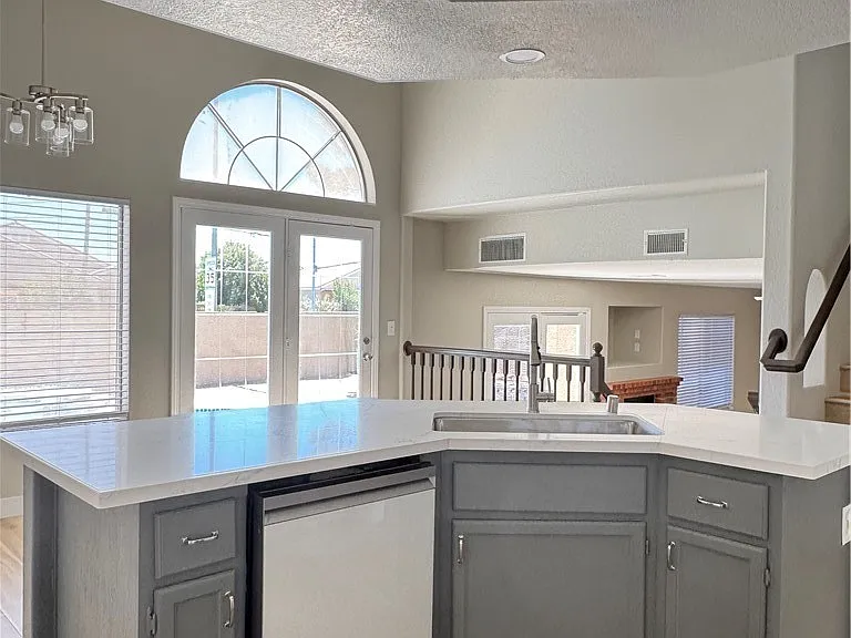7409 Bush Garden Ave — Photo 10
