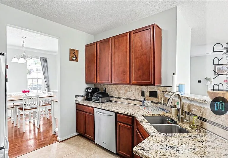 6794 Sassafras Dr — Photo 14