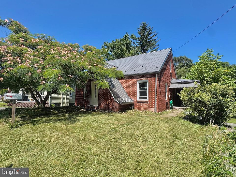 1st image of 21 Centennial St