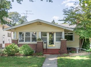 2020 E 12th St, Des Moines, IA 50316