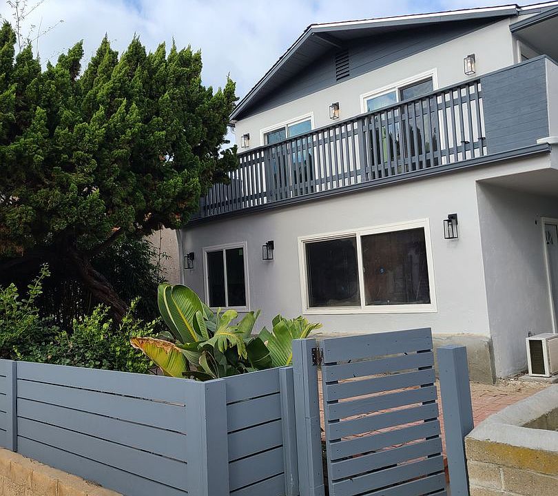 1st image of 834 Island Ct