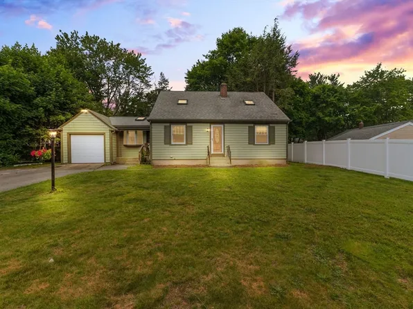 3 Meadow Way, Norton, MA 02766