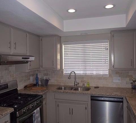 4th image of 3817 W Hillsdale Ave