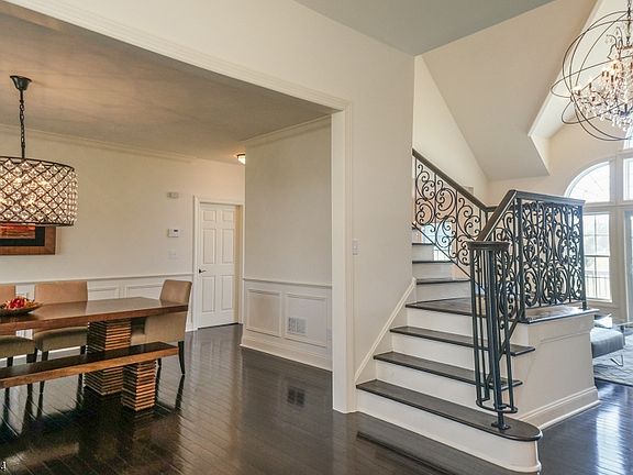 2nd image of 13 Woodcott Dr