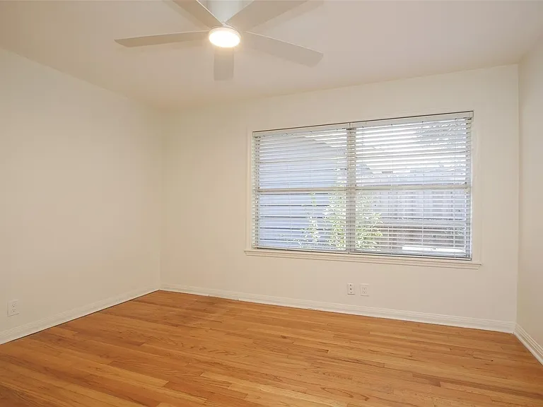 4609 Kinglet St — Photo 21