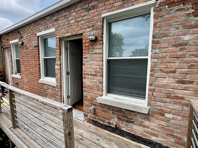 226 Kenilworth St #2 — Photo 14