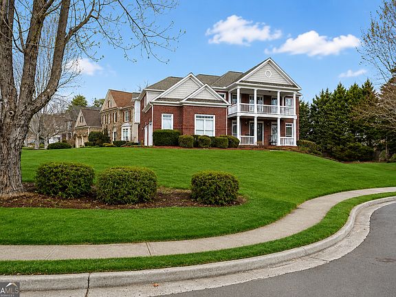 2nd image of 4207 Wyndam Hill Dr