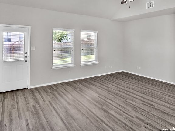 3rd image of 326 FRANCHI WAY