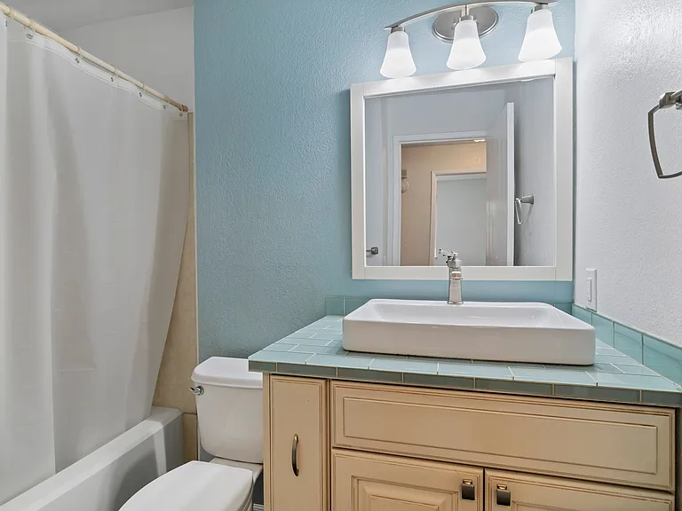 1132 S 22nd Ct — Photo 11