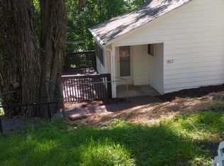 357 N Jackson St, Evans City, PA 16033