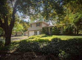 515 Meadow St, Iowa City, IA 52245