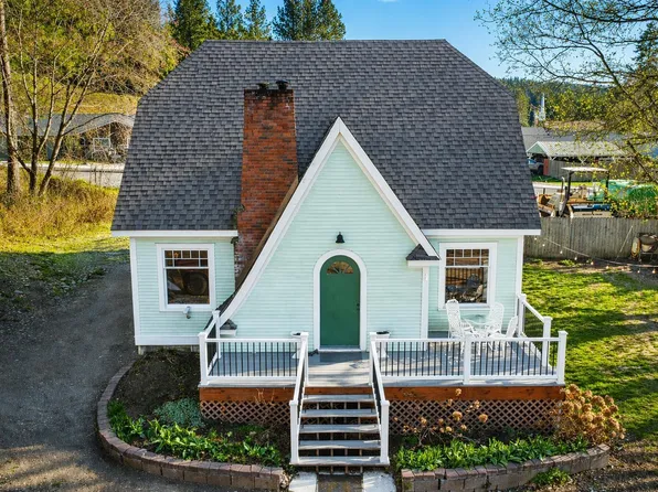 6645 Alderson Ln, Bonners Ferry, ID 83805