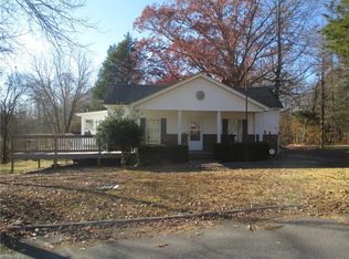 532 Gresham St, Eden, NC 27288