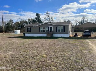847 Tri County Rd, Graceville, FL 32440