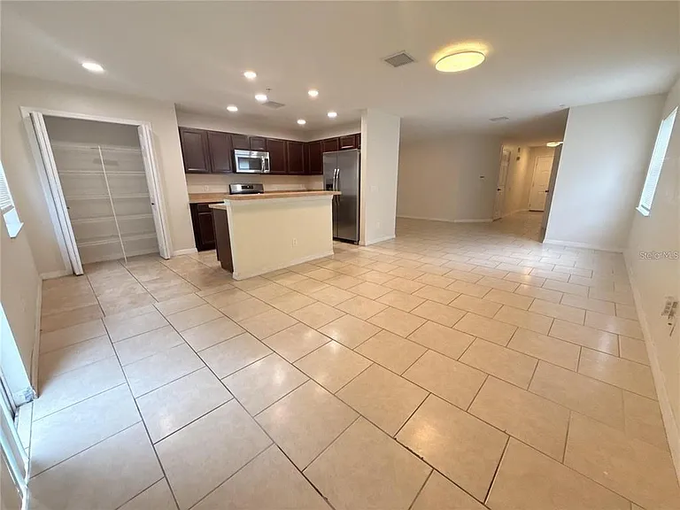 307 Prickle Pear Ct #64 — Photo 4