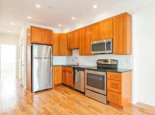 925 S 23rd St #A, Philadelphia, PA 19146