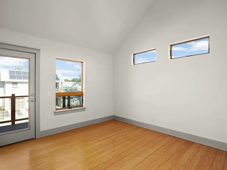3109 Sacbe Cv — Photo 32