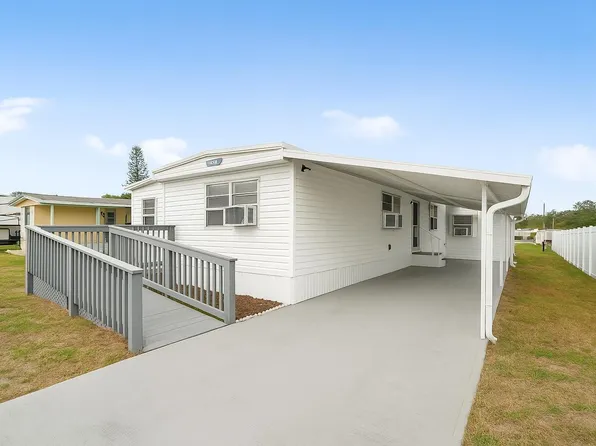 7897 SE Swan Avenue, Hobe Sound, FL 33455