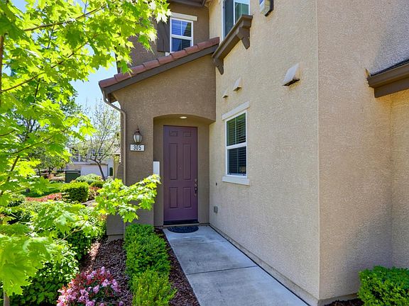 2nd image of 305 Cezanne Ln #305