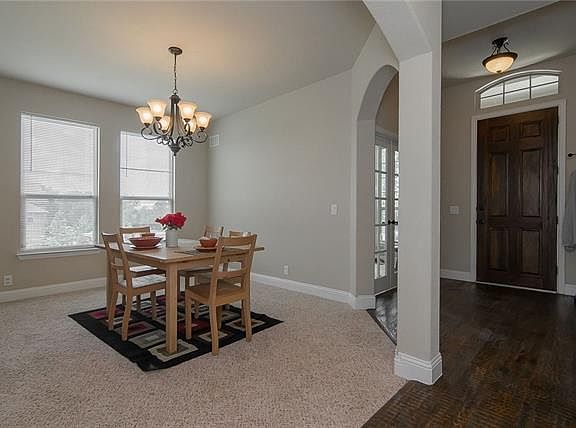 5th image of 125 Meadow Crossing Dr