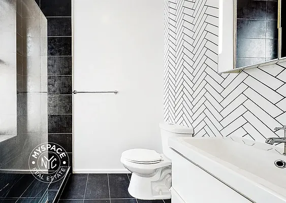 Rented by MySpaceNYC | media 16