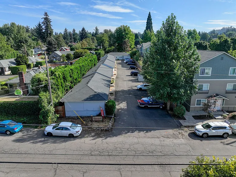 10746 NE Wygant St — Photo 15