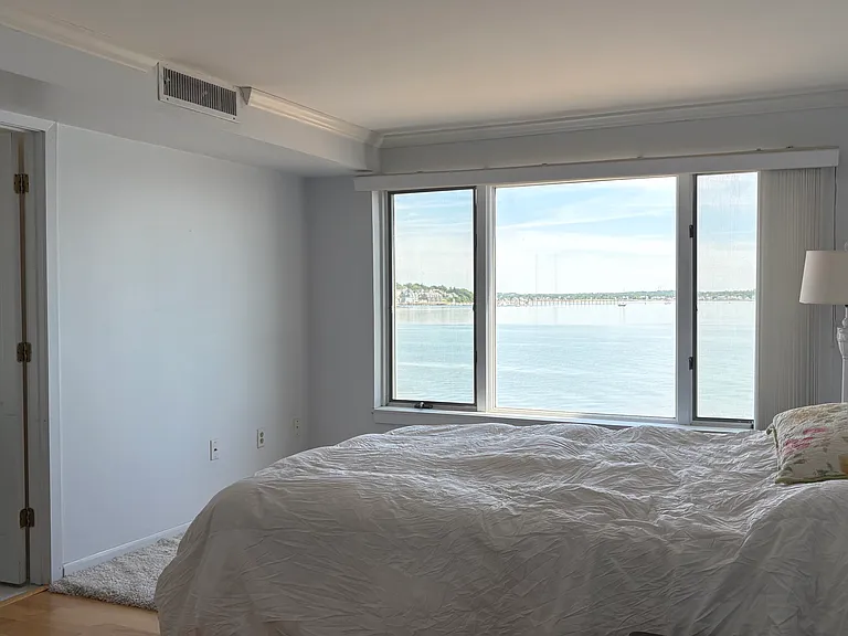 1 Commodore Ct — Photo 23