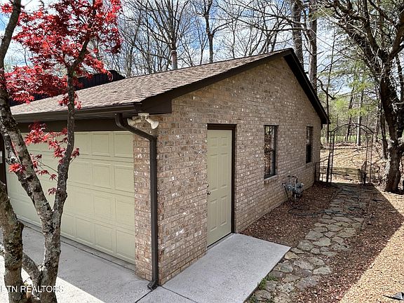 4th image of 4428 Nathan Dr