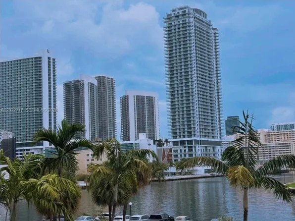 200 Leslie Dr APT 324, Hallandale Beach, FL 33009