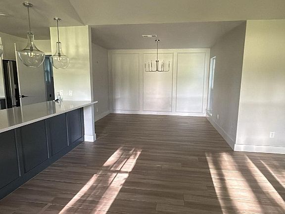 5th image of 1210 Scenic Dr