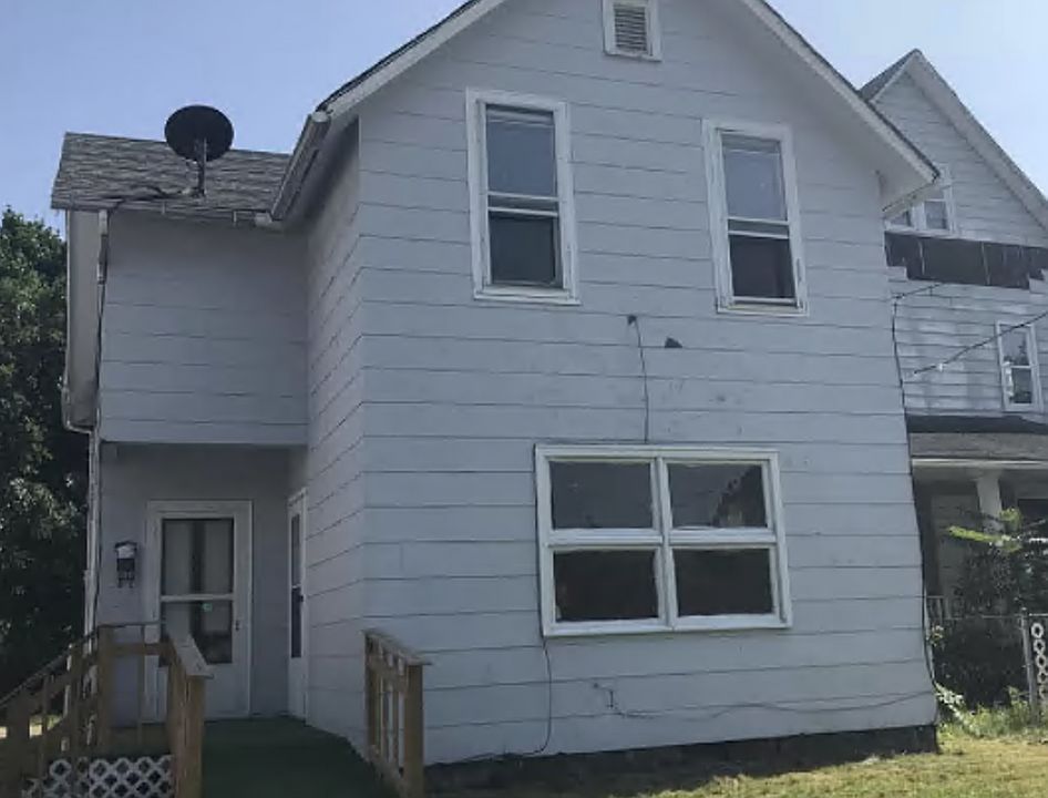 1st image of 3001 Garden Ave Unit 1
