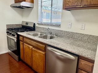 5735 Woodman Ave #209, Van Nuys, CA 91401