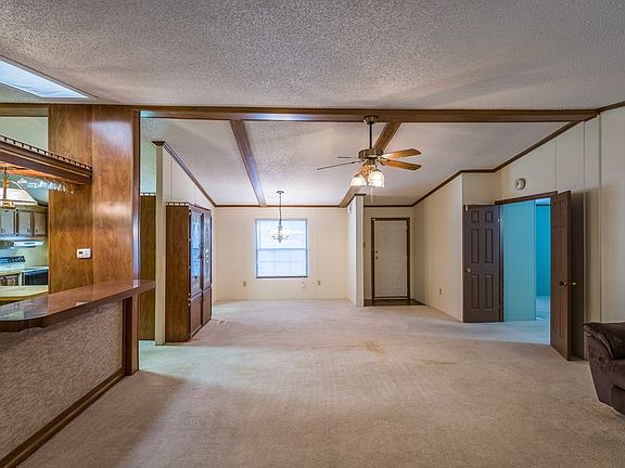 5th image of 229 Bluebonnet Dr
