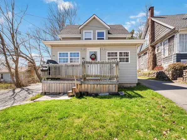 886 King St, Windsor, NS B0N 2T0