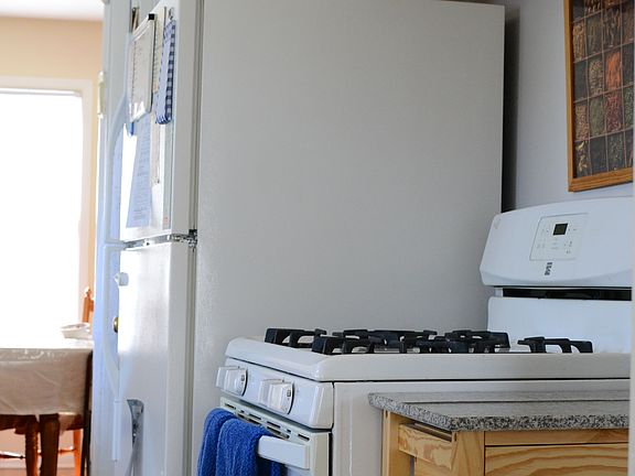 Another view of the kitchen