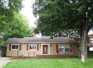 1211 N Walnut St, Mount Carmel, IL 62863