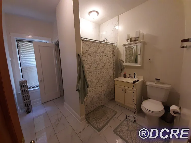 5241 N Winthrop Ave #1 — Photo 8