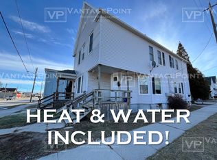 1003 S 18th St #A, Manitowoc, WI 54220