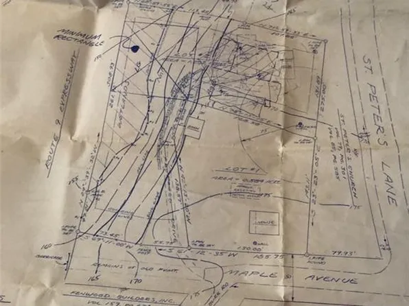 2 Maple Avenue, Haddam, CT 06438