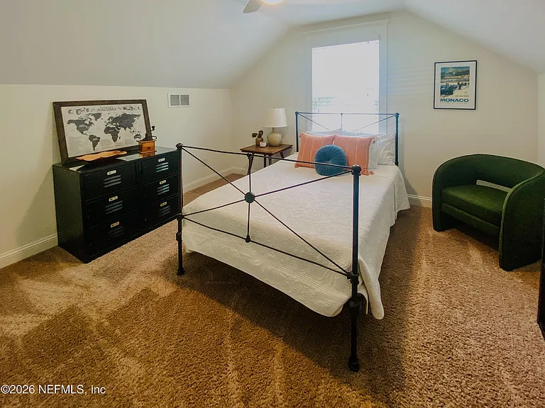 1592 Glendale St — Photo 28