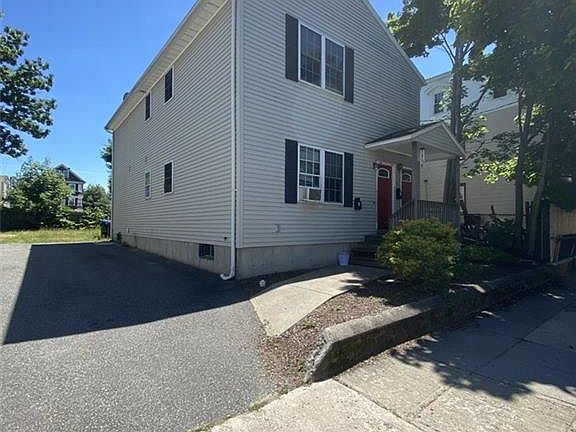 4th image of 48 Stanwood St