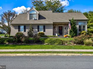 215 Raspberry Rd, Leola, PA 17540