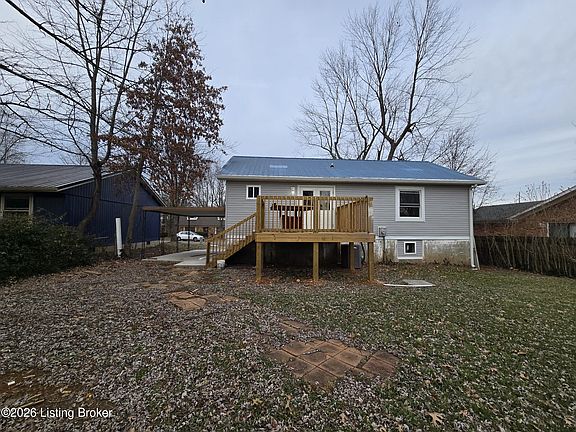 2nd image of 2560 Vonoa Dr