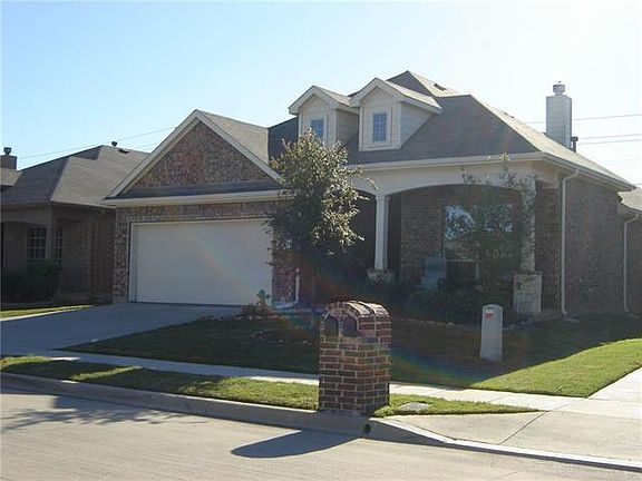 3rd image of 12717 Diamond Peak Dr