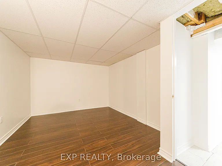 2097 Kingsley Rd — Photo 23