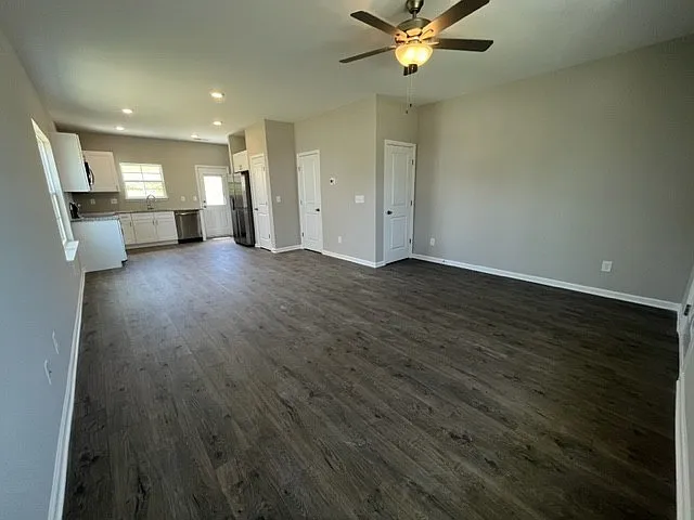 2 bed, 2.5 bath, 1008 sqft, $1,450 — Photo 3