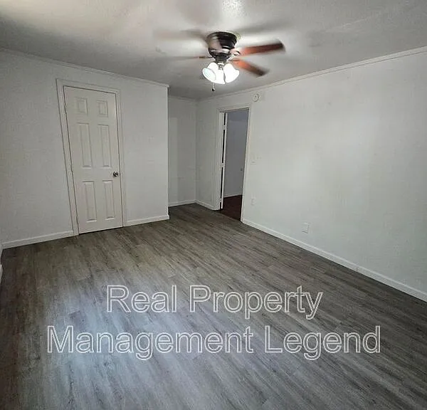 933 Gillham Rd #935 — Photo 6