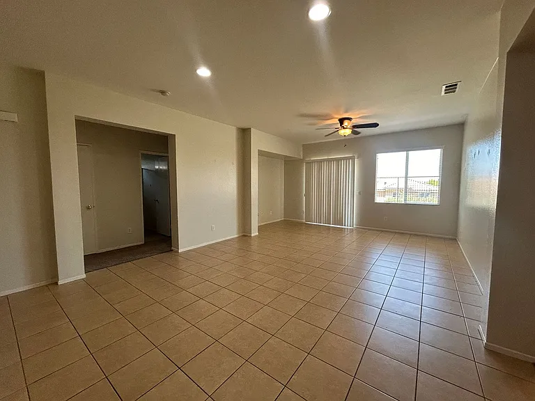 42557 Drennon Ct — Photo 4