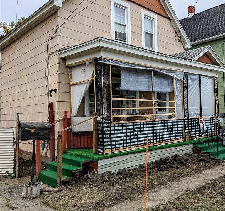 1st image of 25 Warsaw St