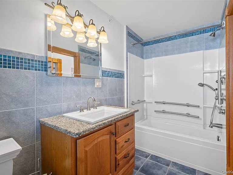43 Ackerman St #2 — Photo 19